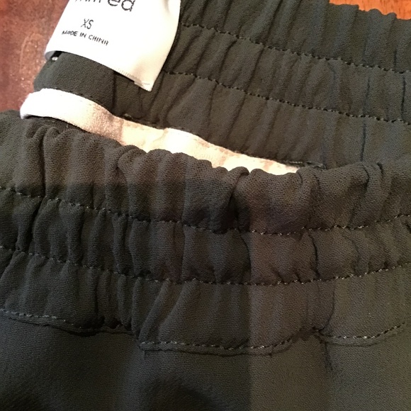 Aritzia Wilfred Buffon Pant Crepe Jogger - Picture 5 of 8